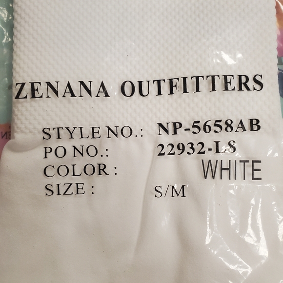 Zenana Outfitters White Capri Leggings - Picture 2 of 5